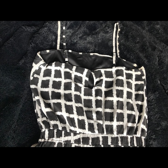 Jumpsuit - Picture 4 of 6